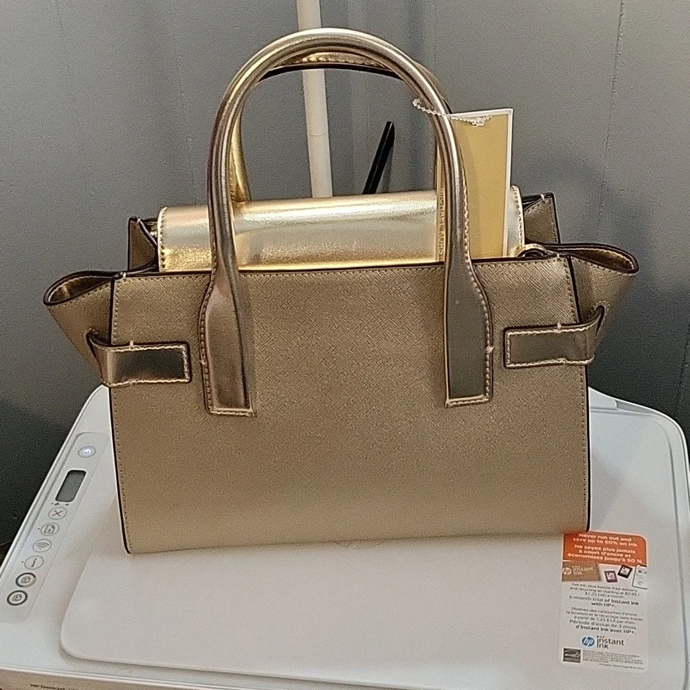 NWT MICHAEL KORS PALE GOLD CARMEN SATCHEL - Picture 2 of 14